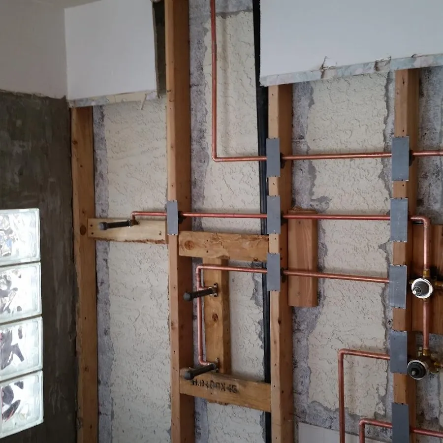 Copper pipe installation for Burst Pipe Repair in Hamburg